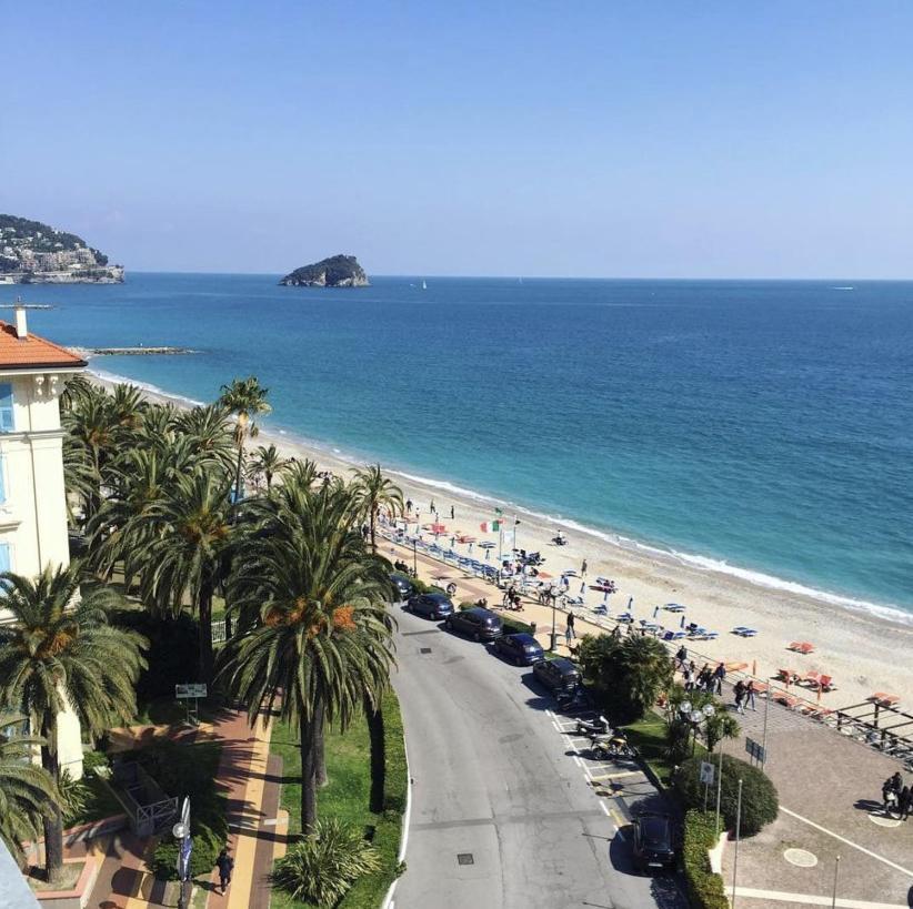 Appartamento In Centro A 30M Dal Mare سبوتورنو المظهر الخارجي الصورة