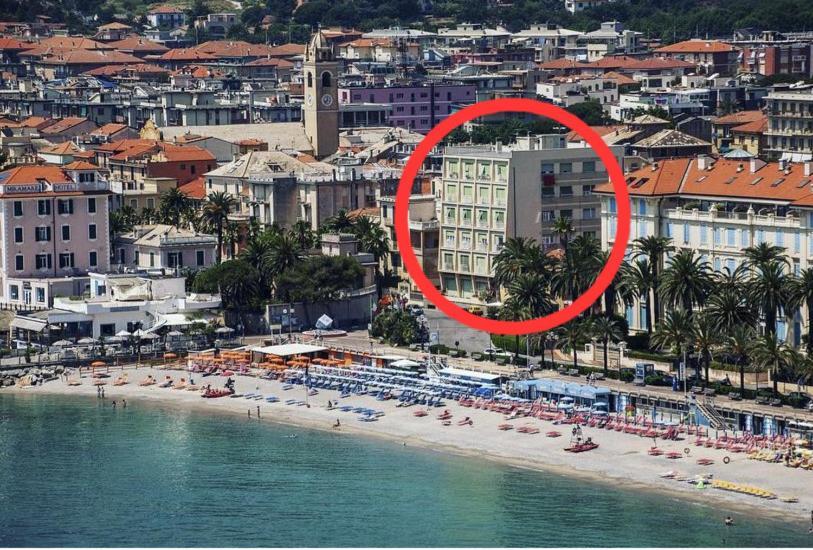 Appartamento In Centro A 30M Dal Mare سبوتورنو المظهر الخارجي الصورة